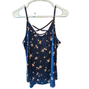 Kaleigh blue tank top women's Large.